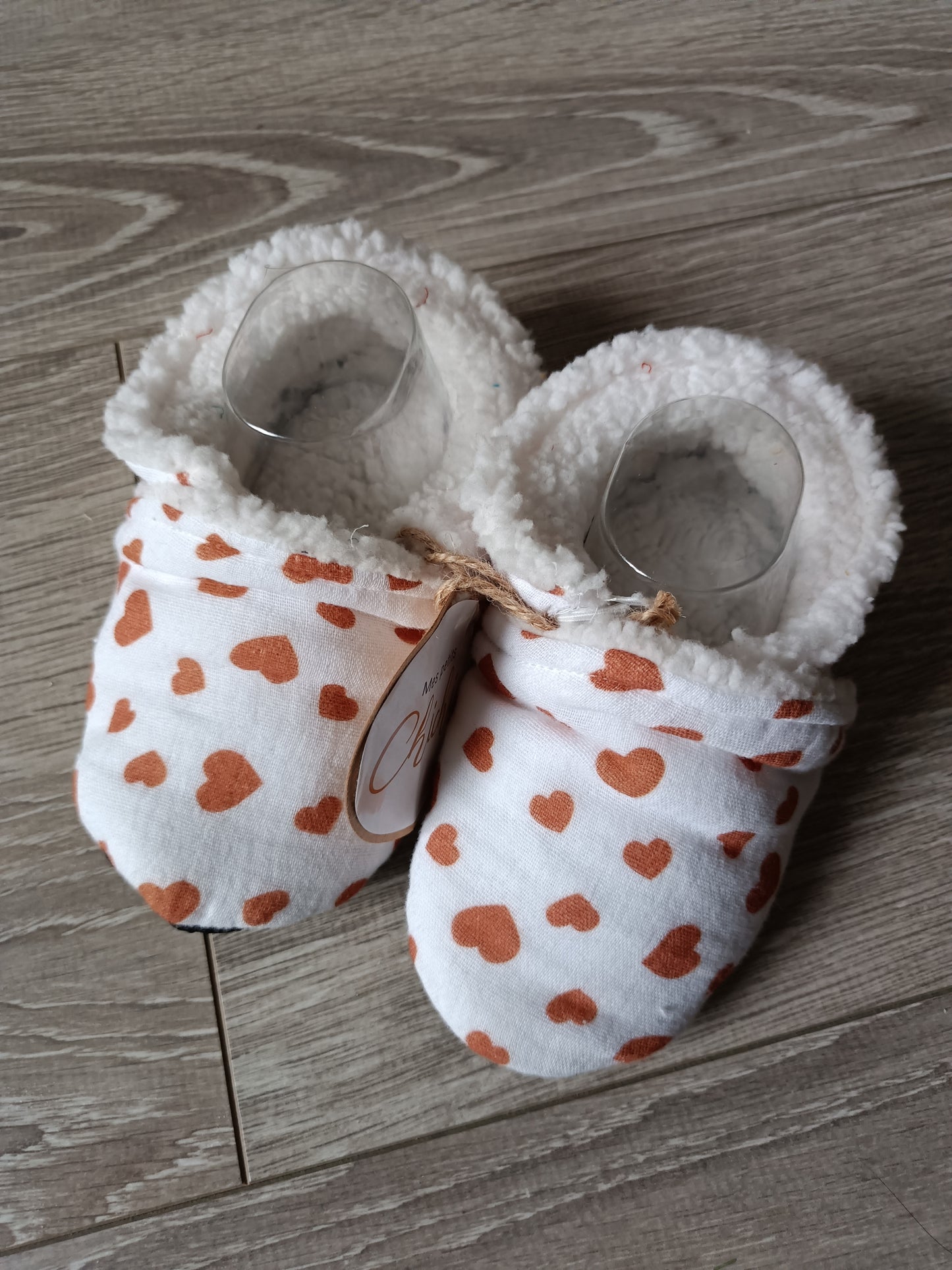 Chaussons coeur 24/25